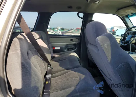 2002 Chevrolet Tahoe C1500 z USA, uszkodzony, nr VIN 1GNEC13T22R314635